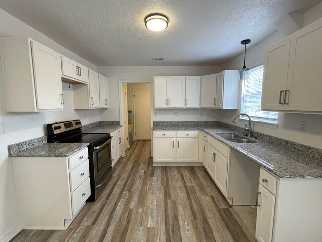 Photo - 3350 Shoal Creek Cove