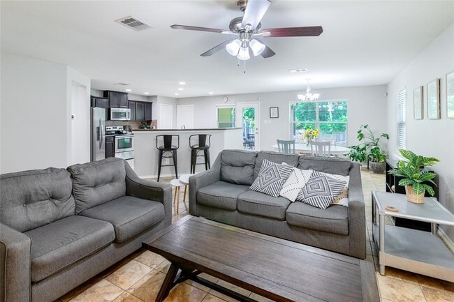 Photo - 904 Strickling Dr