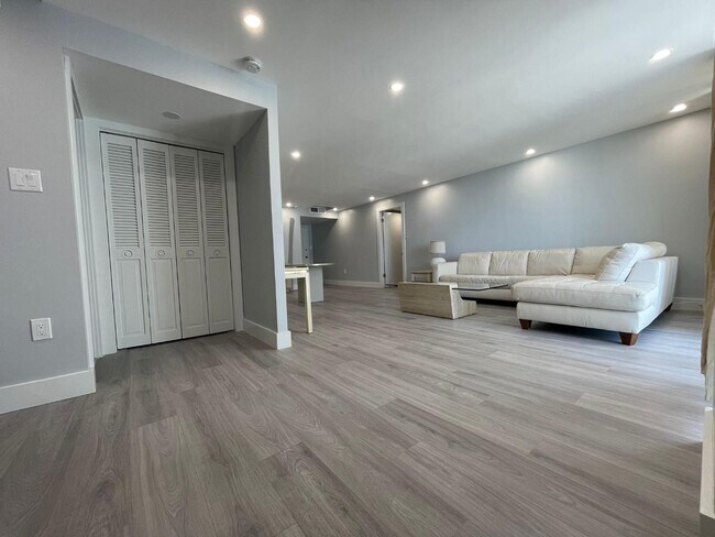 Photo - 18061 Biscayne Blvd Unit 1202