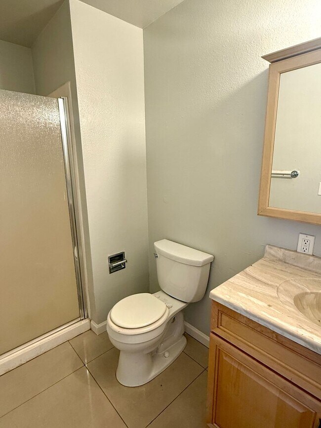 Photo - 336D E. Sycamore St. Unit 336D E. Sycamore