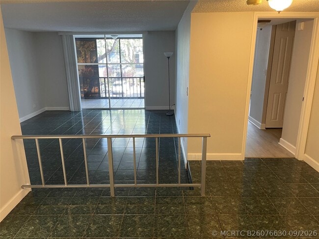 Photo - 3740 Inverrary Dr Unit 2Y