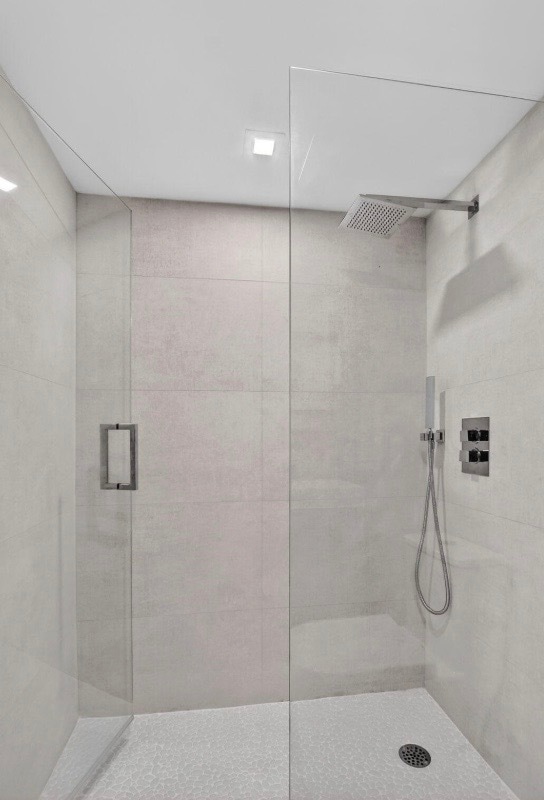 Photo - 7835 Lakeside Blvd