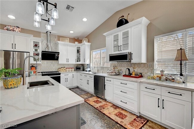 Photo - 8365 Haven St