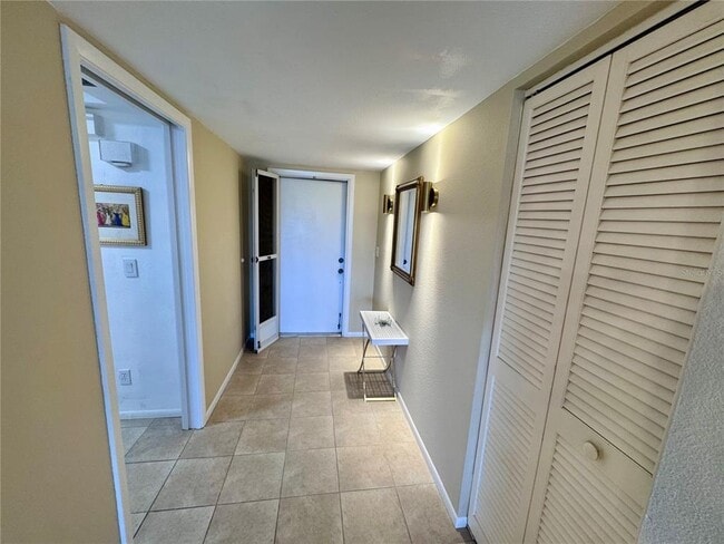 Photo - 6999 W Country Club Dr N Unit 124