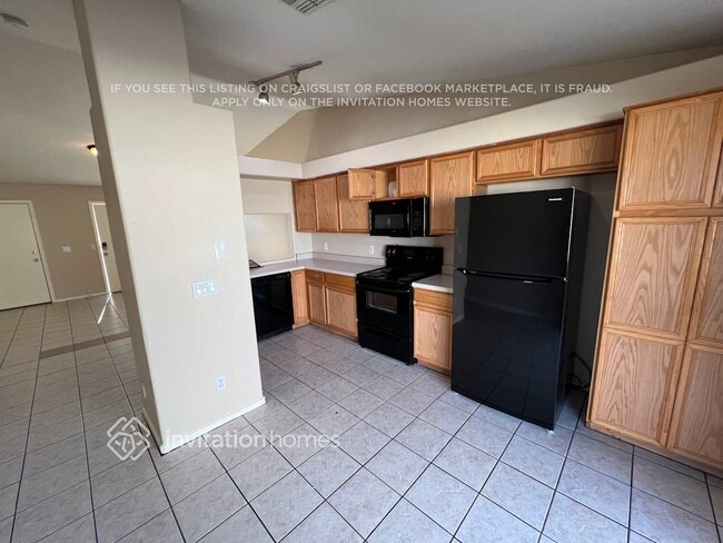 Photo - 5703 N 67th Dr