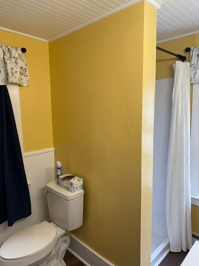 40 Russell St Unit 2