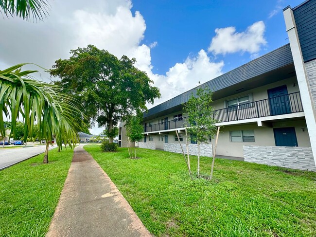 Photo - 8001 Fairview Dr Condo