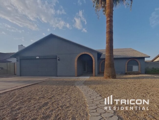 Building Photo - 7937 W Windrose Dr Rental