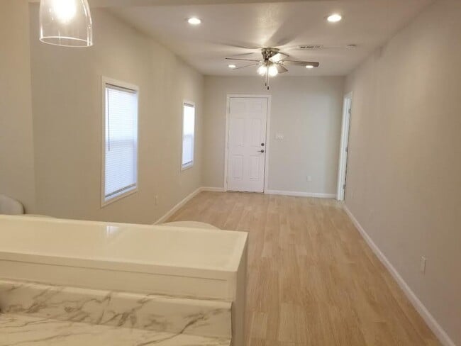 Photo - Remodeled 2 Bedroom- Minutes from Las Vegas Strip!!