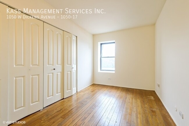 Photo - 1050 W Dickens Ave Unit 1050-17