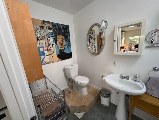 Photo - 3139 Veteran Ave