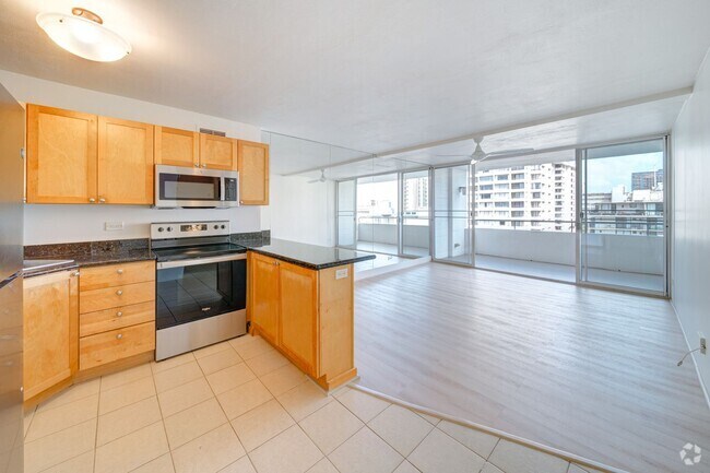 Building Photo - Beautiful, Spacious, Fully Renovated, 1 be... Unit 1006 Rental