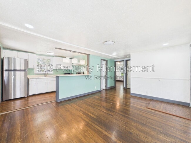 Photo - 810 S Woodland Ave
