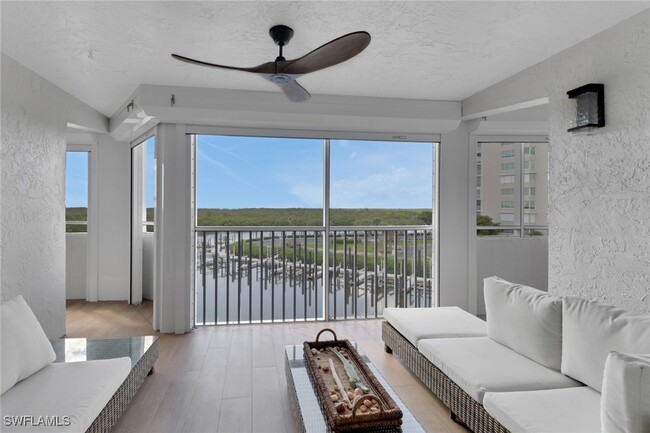 Building Photo - 12945 Vanderbilt Dr Unit 509