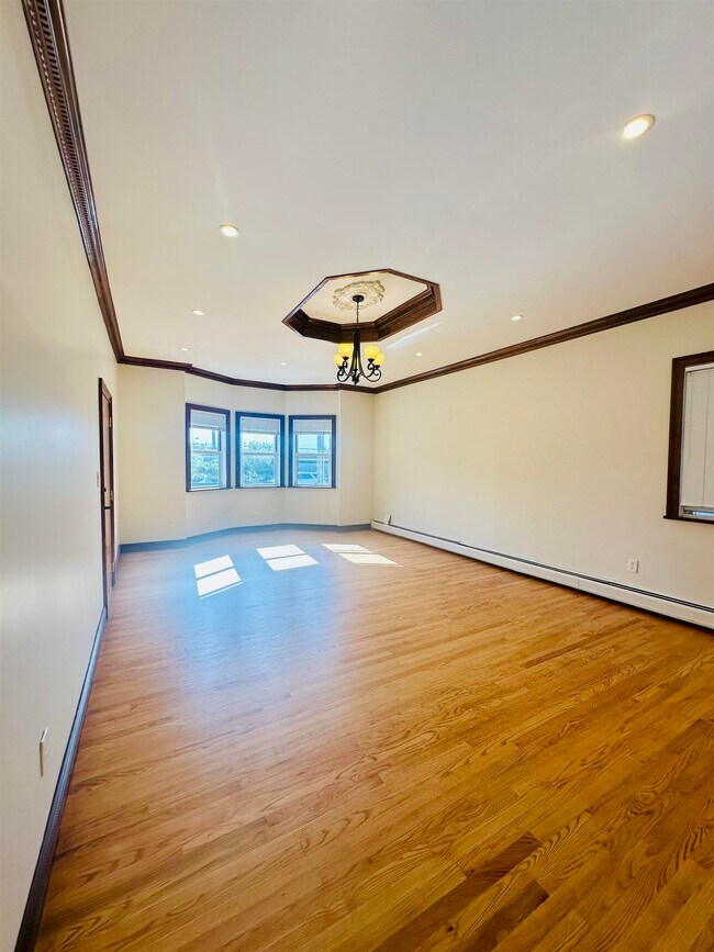 Photo - 2105 Palisade Ave Unit 1