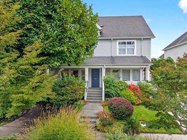 Building Photo - Charming Capital Hill Craftsman Home in Ideal Location!