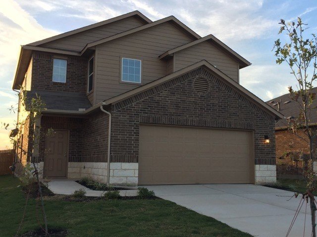 Building Photo - Large 4 bed, 2.5 bath Home in Meadows of K...