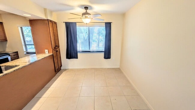 Photo - 2 BED 1 BATH CONDO ON SIESTA KEY **ALL UTILITIES/WIFI INCLUDED**