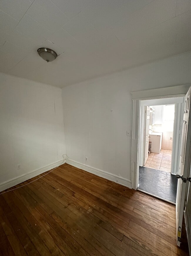 Photo - 309 Ellis Ave