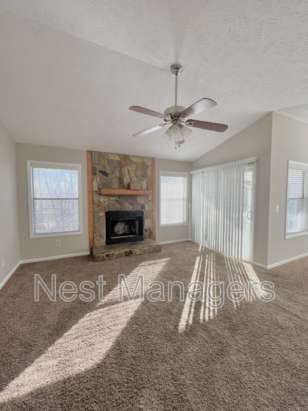 Photo - 1018 Wood Creek Dr