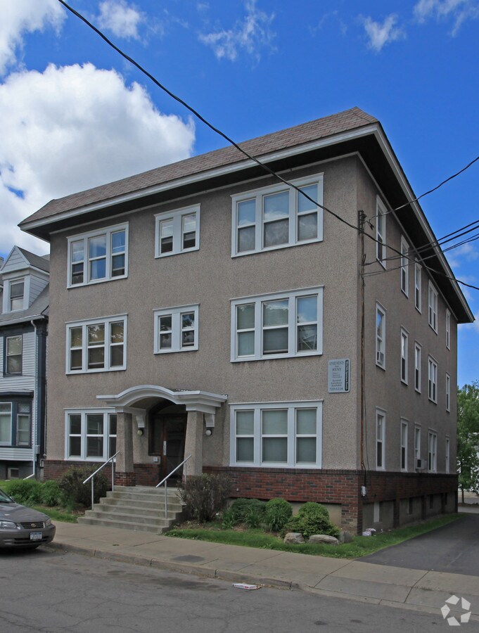 Primary Photo - 99 Murray St Apartments