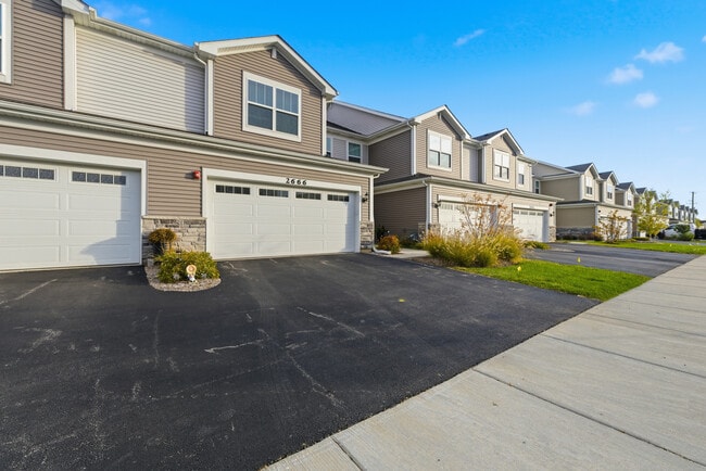 Photo - 2666 Martini St