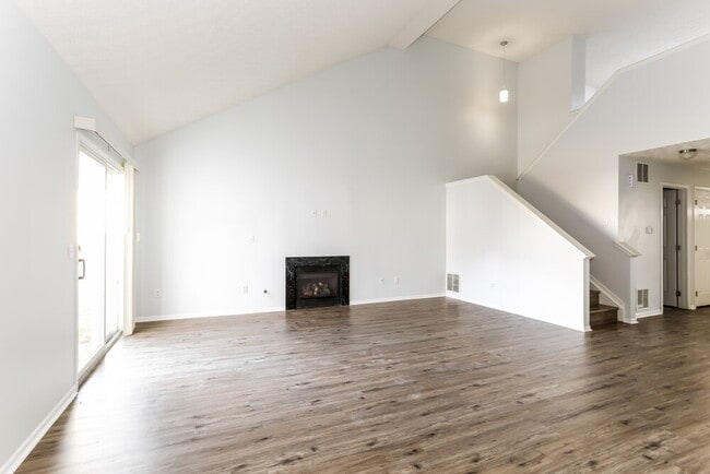 Photo - 7128 Rondeau Dr