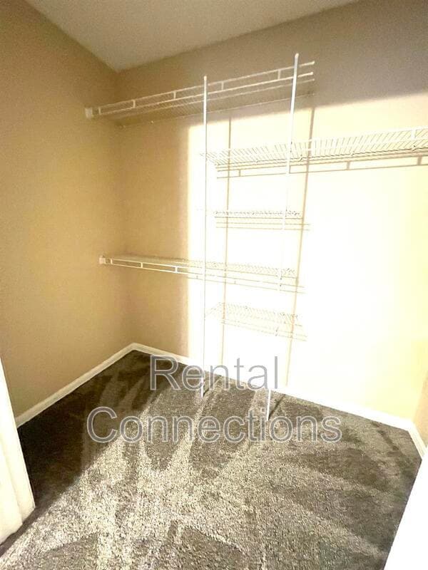 Photo - 715 Joseph Dr Unit ,