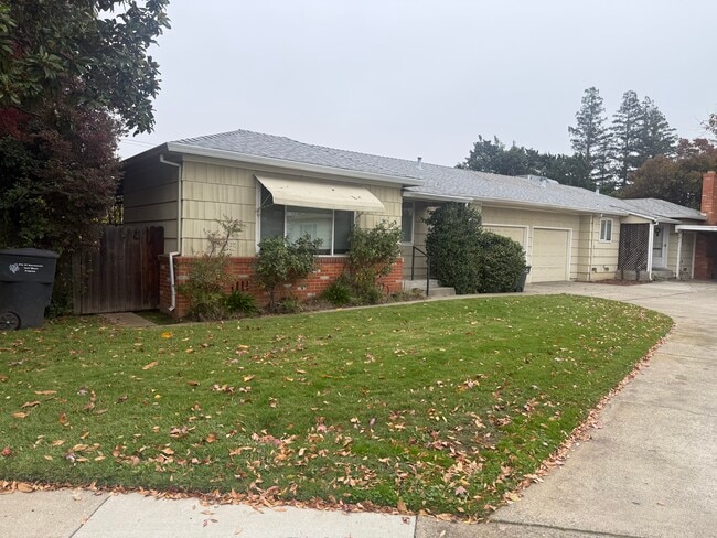 Photo - 2013 56th St