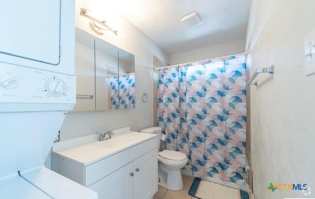 Building Photo - 1110 S 8th St Rental