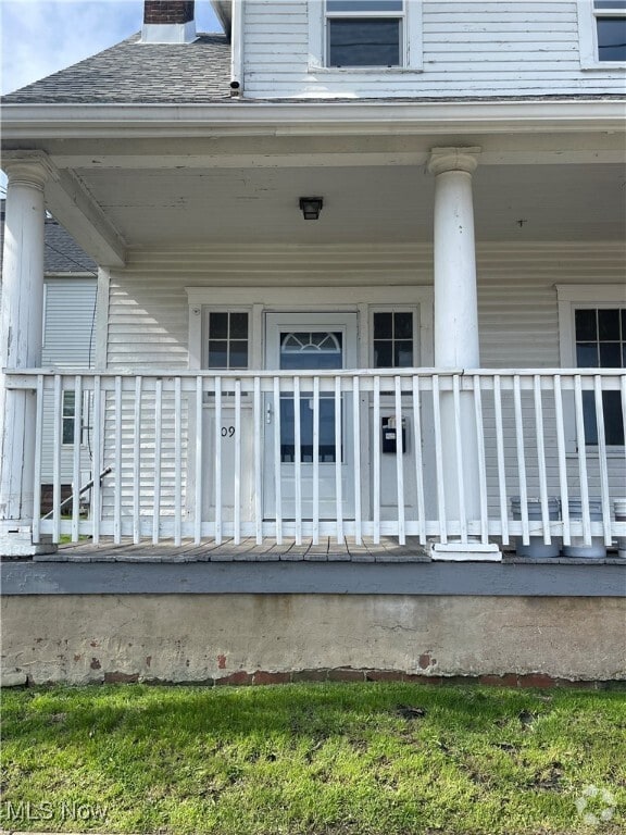 Building Photo - 709 16th St NW Rental