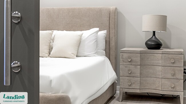 Photo - 600 19th St N Unit 615