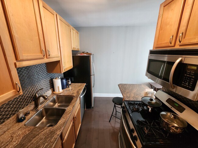 Photo - 630 N State St Unit 1801