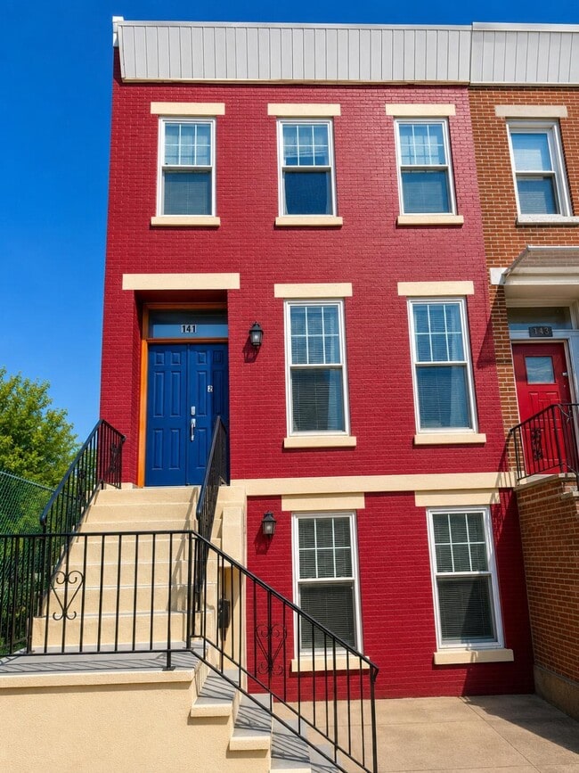 Building Photo - 141 Halladay St Unit 2