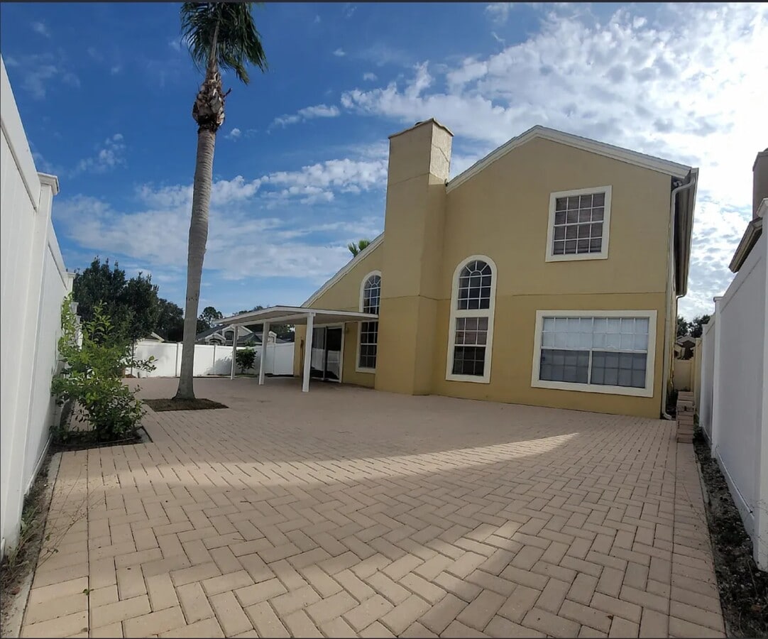 Photo - 7438 Victoria Cir