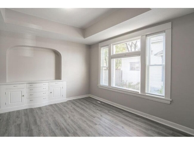 Photo - 1606 Concordia Ave