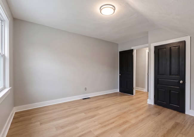 Photo - 833 Stanton Ave Unit 3rd Floor