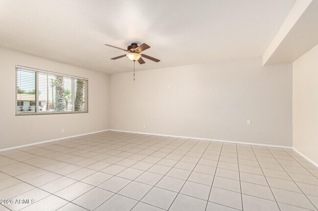 Photo - 1887 E Palmcroft Dr