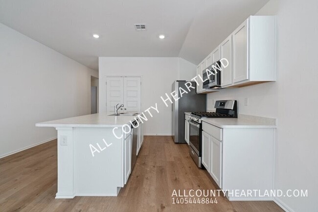 Photo - 12112 SW 36th St