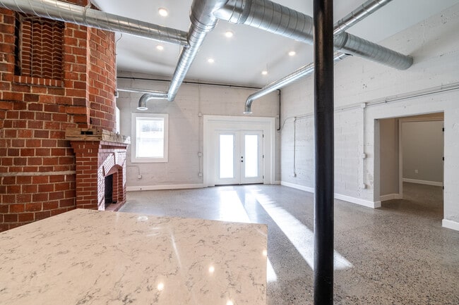 Photo - Buckingham & Balmoral