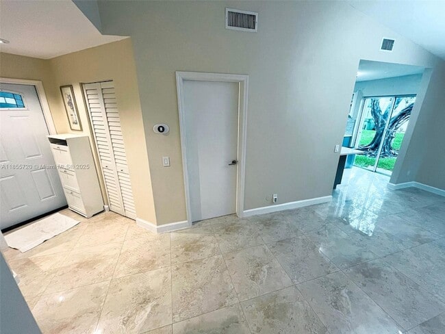 Photo - 1462 Springside Dr