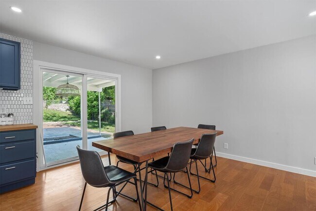 Photo - 3400 Santa Fe Dr