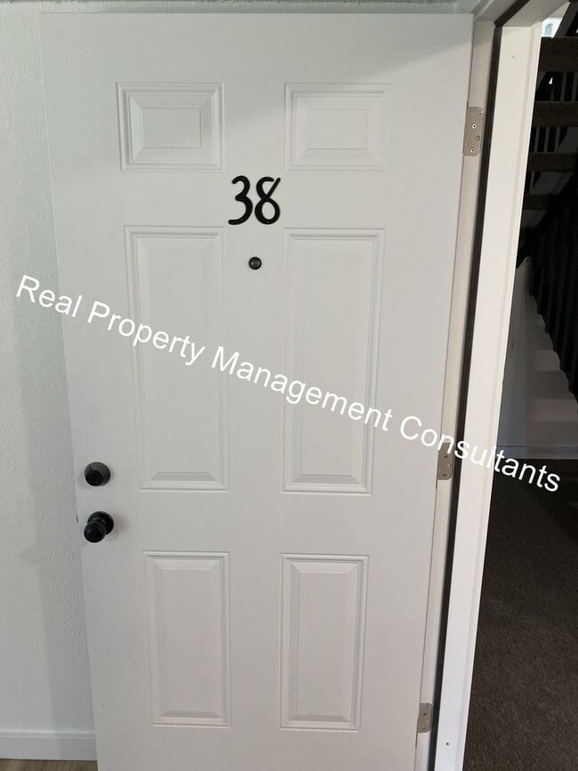 2203 Mission Rd Unit 38