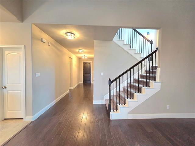6916 Talon Dr