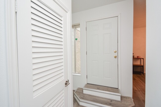 Photo - 666 N Eldridge Pkwy