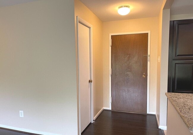 Photo - Beautiful 2BR 2BA top floor condo located across from Montgomery Mall Unit 310