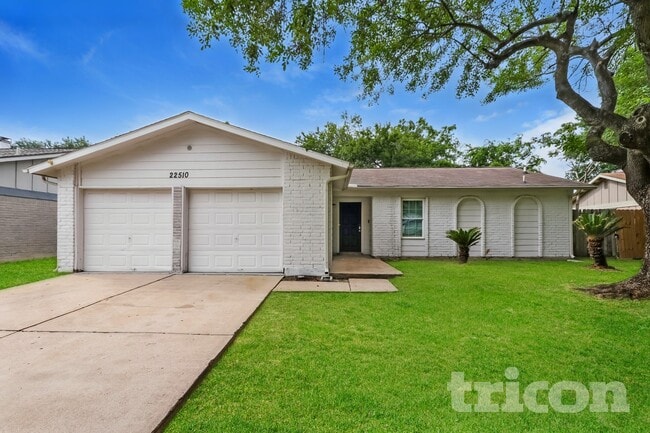 Building Photo - 22510 Leedstown Ln