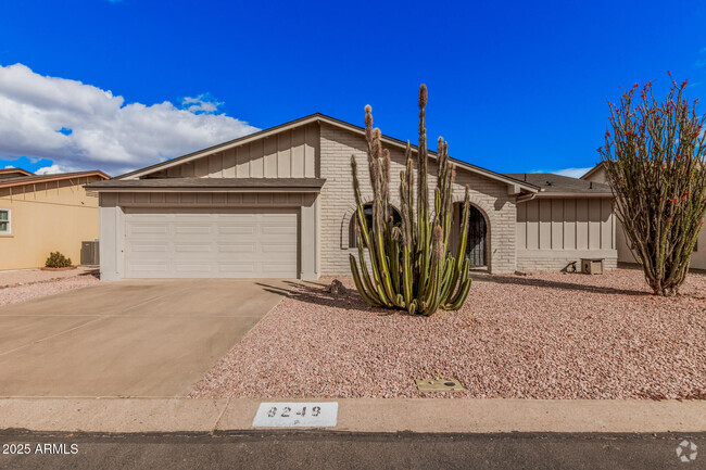 Building Photo - 8248 E Emelita Ave Rental