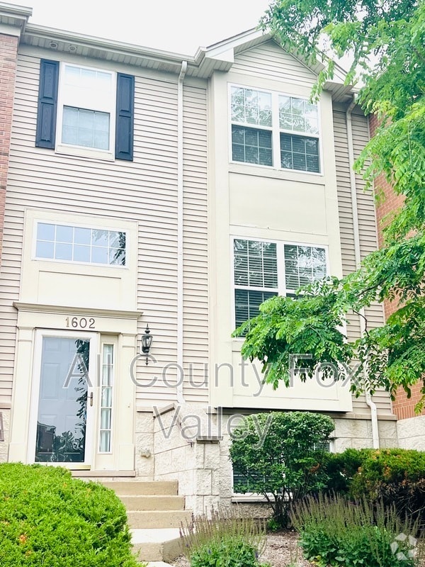 Building Photo - 1602 Edinburgh Dr Rental