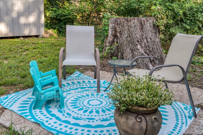 Photo - 660 16th St SE